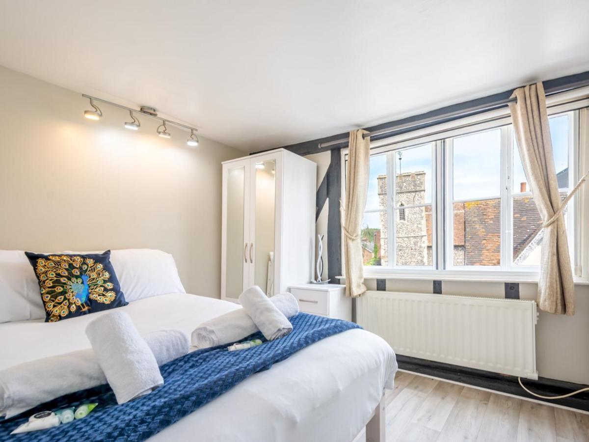 Pass The Keys Renovated Apartment In The Centre Of Canterbury Bagian luar foto